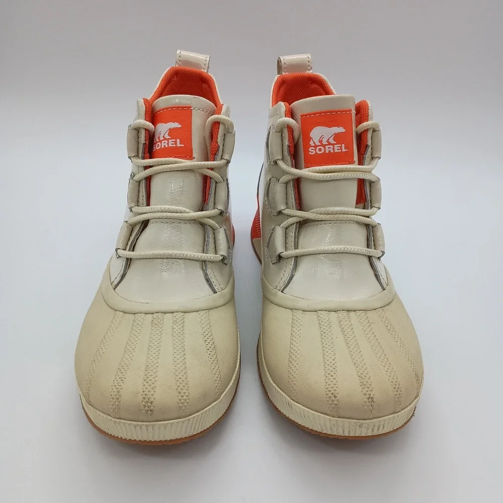 Sorel Out N About III Classic‎ Waterproof Duck Boots Cream Orange 8.5